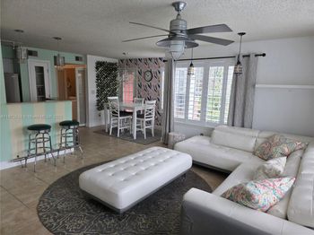 1365 Crystal Way