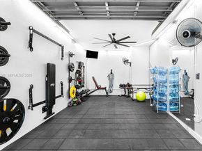 455 NE 39th St 202, Miami FL 33137