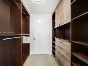 455 NE 39th St 202, Miami FL 33137