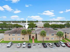 835 Twin Lakes Dr 30C, Coral Springs FL 33071