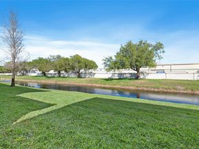 835 Twin Lakes Dr 30C, Coral Springs FL 33071
