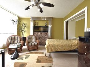 3800 Oaks Clubhouse Dr 309, Pompano Beach FL 33069