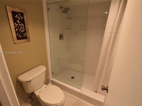 3800 Oaks Clubhouse Dr 309, Pompano Beach FL 33069