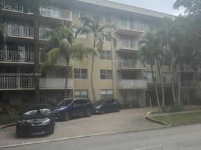 1805 Sans Souci Blvd 428, North Miami FL 33181