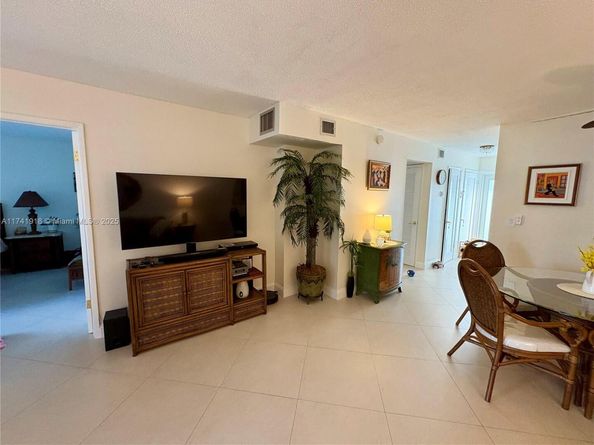 1040 SE 4th Ave 231, Deerfield Beach FL 33441