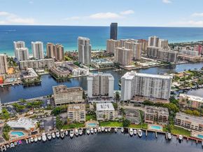 121 Golden Isles Dr 205, Hallandale Beach FL 33009