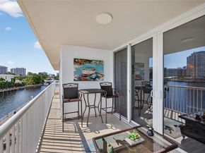 121 Golden Isles Dr 205, Hallandale Beach FL 33009