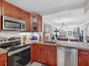 121 Golden Isles Dr 205, Hallandale Beach FL 33009