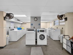 121 Golden Isles Dr 205, Hallandale Beach FL 33009