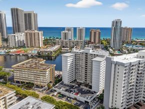 121 Golden Isles Dr 205, Hallandale Beach FL 33009