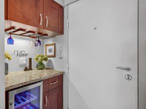 121 Golden Isles Dr 205, Hallandale Beach FL 33009