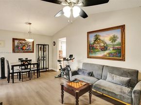 14945 SW 49th Ln 6G, Miami FL 33185