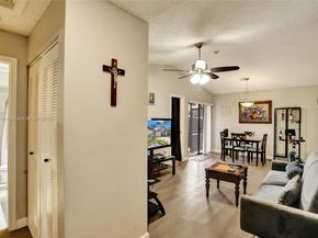14945 SW 49th Ln 6G, Miami FL 33185