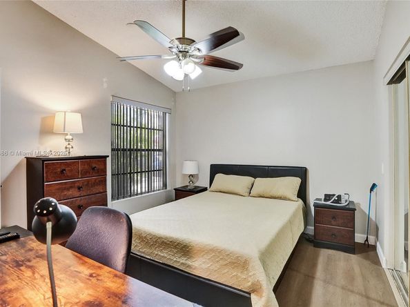 14945 SW 49th Ln 6G, Miami FL 33185