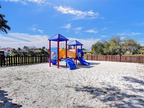 14945 SW 49th Ln 6G, Miami FL 33185