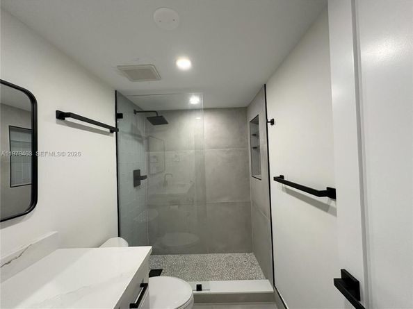 9470 Tangerine Pl 109, Davie FL 33324