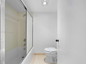 20505 E Country Club Dr 1938, Aventura FL 33180