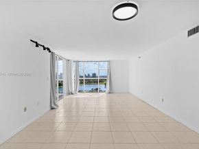 20505 E Country Club Dr 1938, Aventura FL 33180