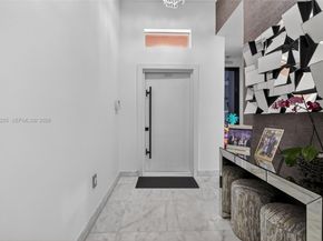 5861 NW 109th Ct, Doral FL 33178
