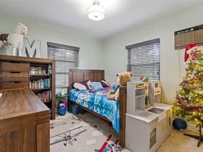 341 NW 147th St, Miami FL 33168