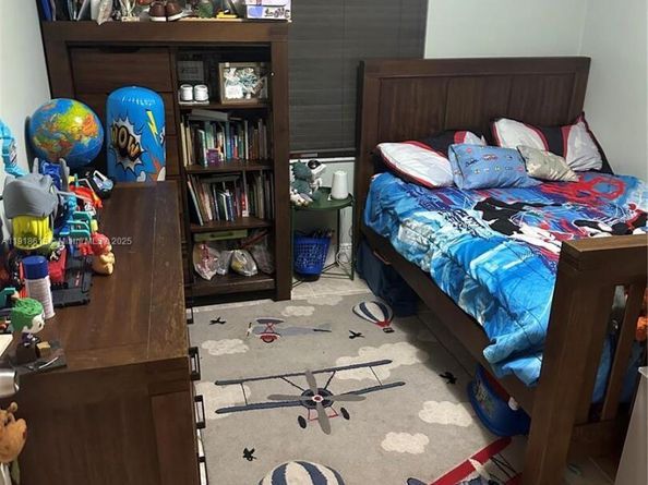 341 NW 147th St, Miami FL 33168