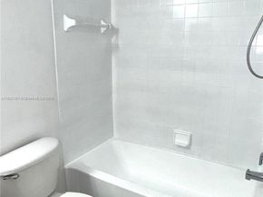 7610 Westwood Dr 122, Tamarac FL 33321