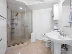 6365 Collins Ave 1901, Miami Beach FL 33141