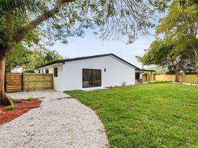 10415 SW 87th Ave, Miami FL 33176