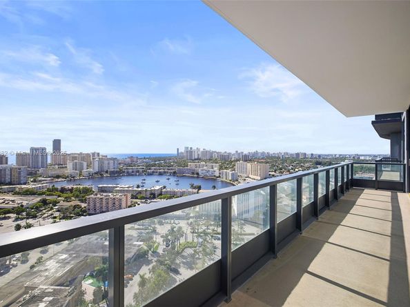 101 Diplomat Pkwy 2406, Hallandale Beach FL 33009