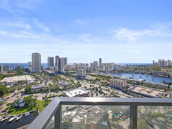 101 Diplomat Pkwy 2406, Hallandale Beach FL 33009