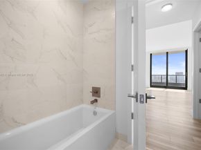 101 Diplomat Pkwy 2406, Hallandale Beach FL 33009