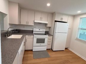 900 Colony Point Cir 505, Pembroke Pines FL 3306