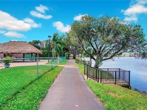 900 Colony Point Cir 505, Pembroke Pines FL 3306