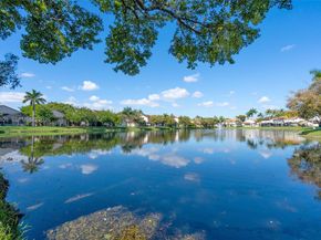 10831 NW 3rd Ct, Pembroke Pines FL 33026