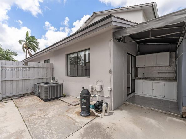 14481 SW 150th St, Miami FL 33186
