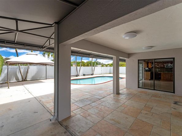 14481 SW 150th St, Miami FL 33186