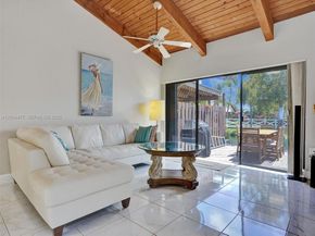 2667 S Parkview Dr, Hallandale Beach FL 33009