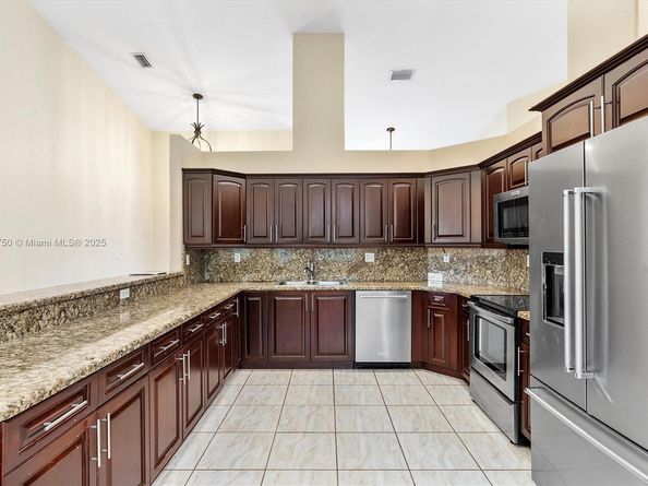 12920 SW 220th Ter, Miami FL 33170
