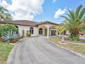 12920 SW 220th Ter, Miami FL 33170