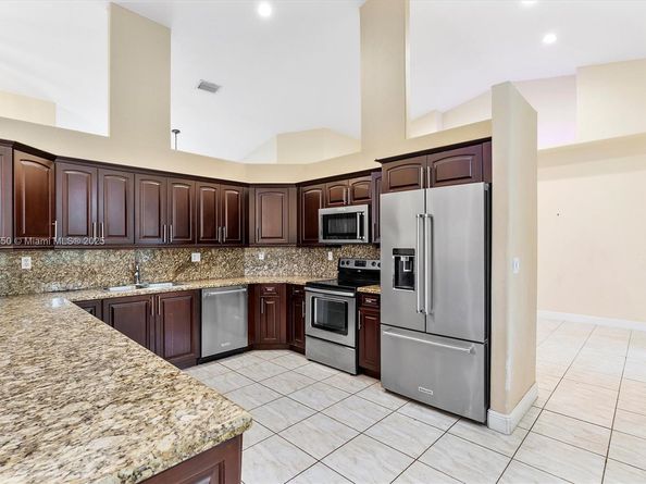 12920 SW 220th Ter, Miami FL 33170