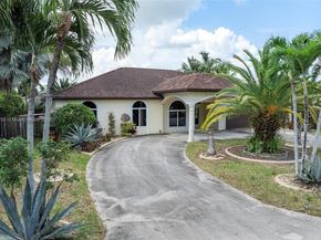 12920 SW 220th Ter, Miami FL 33170