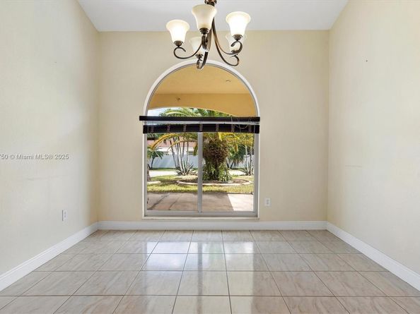 12920 SW 220th Ter, Miami FL 33170