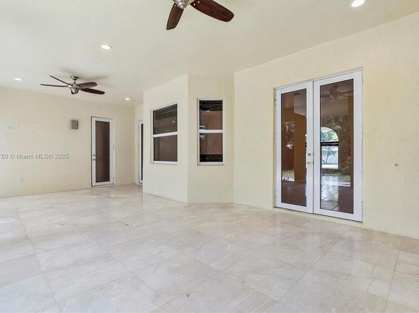 12920 SW 220th Ter, Miami FL 33170