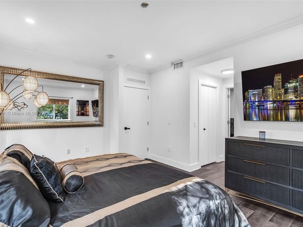 3145 Day Ave 1, Miami FL 33133