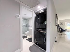 900 SW 128th Ave 105D, Pembroke Pines FL 33027