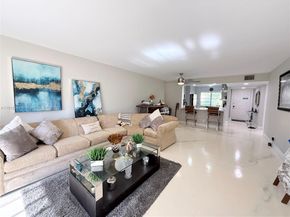 900 SW 128th Ave 105D, Pembroke Pines FL 33027