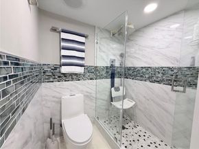 900 SW 128th Ave 105D, Pembroke Pines FL 33027