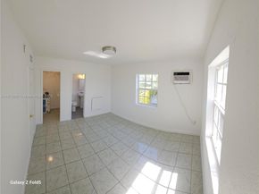 3615 Thomas Ave 11, Miami FL 33133