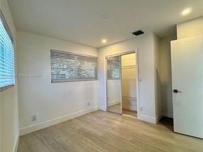 111 NW 7th Ave, Dania Beach FL 33004