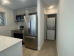 111 NW 7th Ave, Dania Beach FL 33004